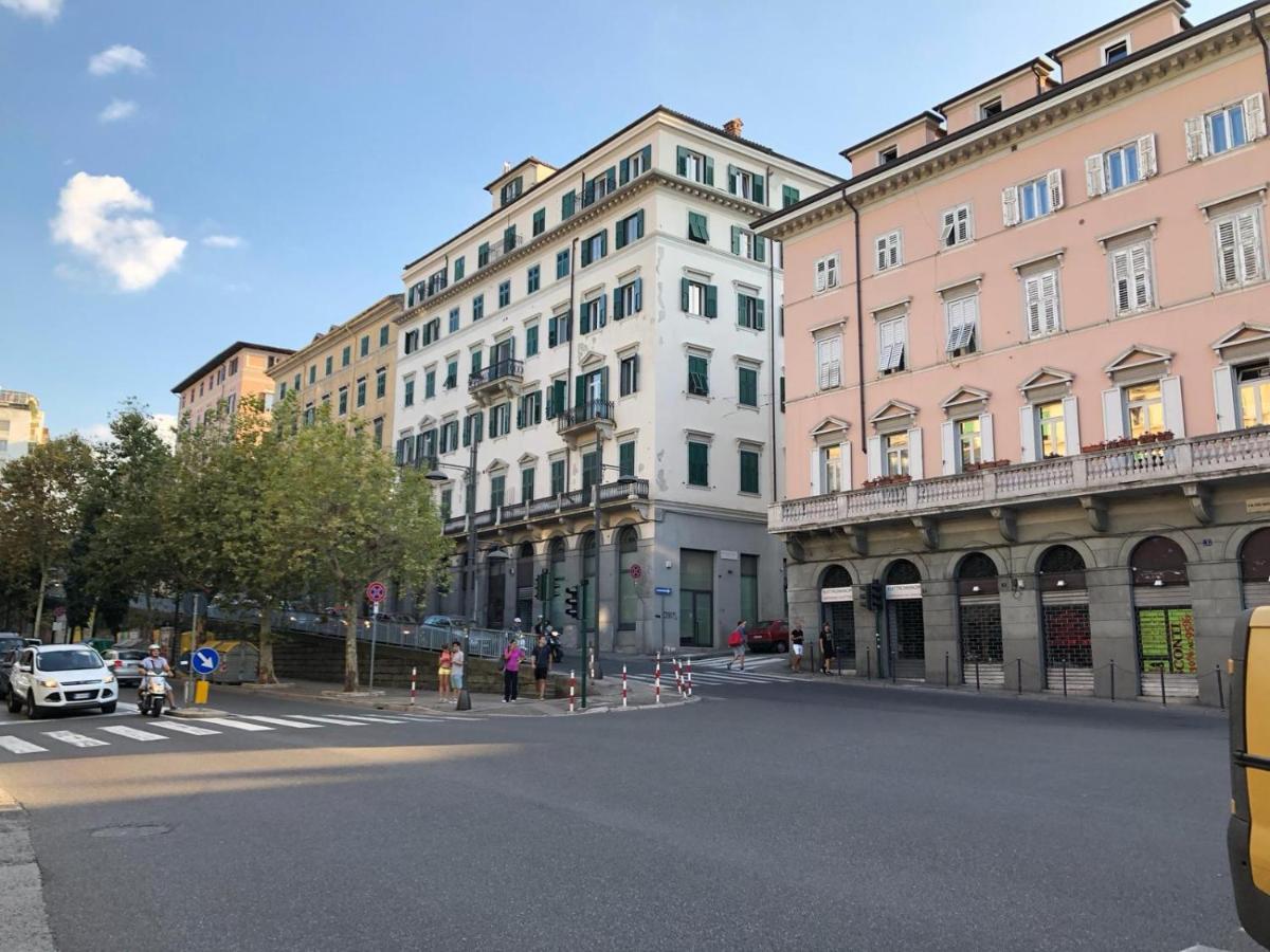 Garibaldino Rooms Trieste Luaran gambar